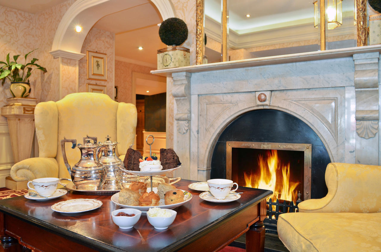 Longford Arms Hotel Экстерьер фото